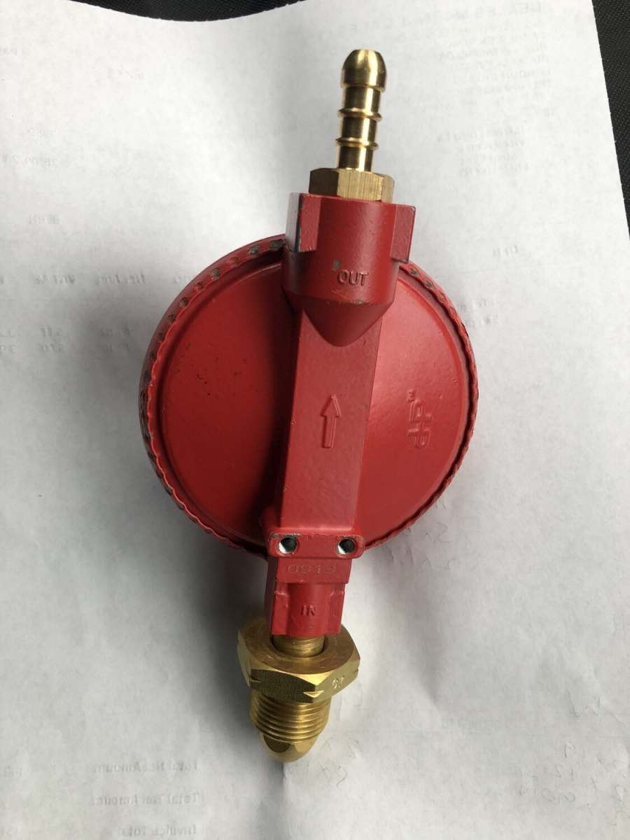 Propane Screwon Regulator 4kg/hr Bottle gas delivery by B Ernest Gas